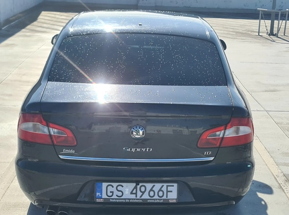 Skoda Superb cena 34500 przebieg: 235000, rok produkcji 2012 z Słupsk małe 79